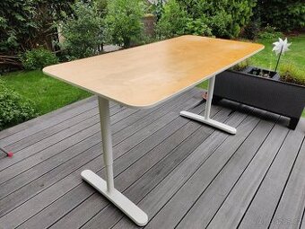 Pracovní stůl IKEA