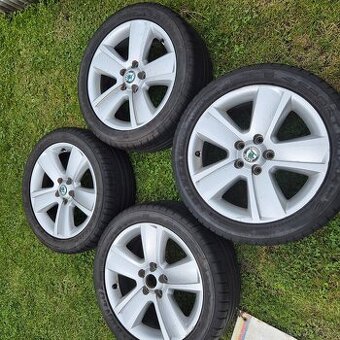 originál sada škoda superb 2 225/45 R17