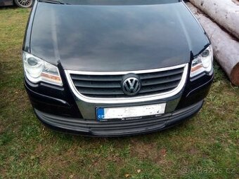 VW touran 2.0tdi 103KW náhradní díly r.v 2008 BKD
