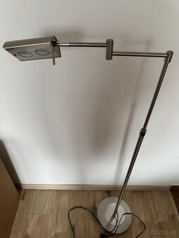 Stojací lampa led  nastavitelná