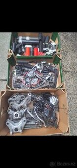 Prodám soubor náhradních dílů na motorky jawa, atd...