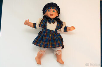 Porcelánová panenka