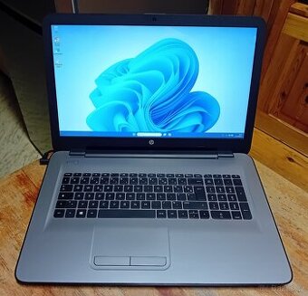 HP 17,3" HD/AMD A8-7410 4x2.20GHZ/12GB DDR3/128GB SSD/W11