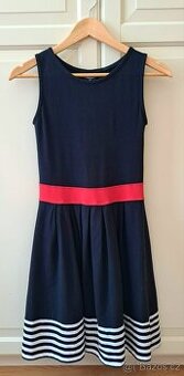 Nádherné nové šatičky  pro dívku 10 - 12 leti