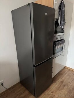 Chladnička s mrazničkou Beko Beyond B5RCNA365HG šedá - 1