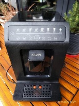 kávovar KRUPS EA897B10 Evidence Eco - záruka 12/2026
