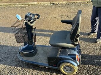Elektrická tříkolka/invalidní vozík STERLING ELITE XS