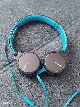 Sluchátka Sony