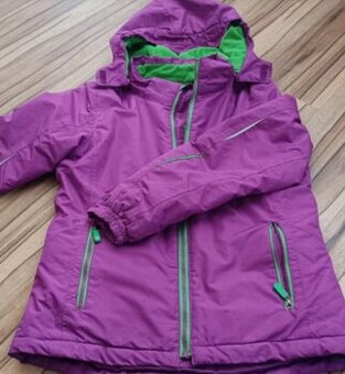 Zimní lyžařská bunda