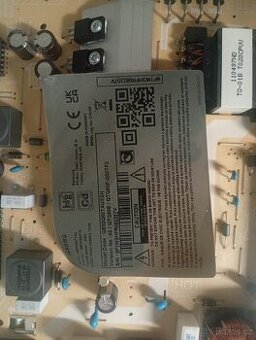 Desky z LG typ QE50Q60T byla   prasklá