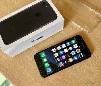 Apple iPhone 7 128gb černý- pěkný stav, krabička.