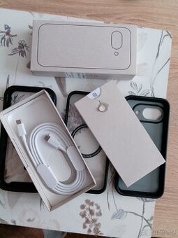 Google Pixel 9a, 8/256gb, měsíc starý