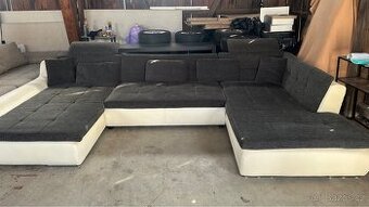 Velká prostorná sedací souprava