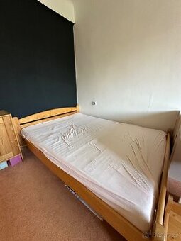 Postel (135x90 - MASIV)