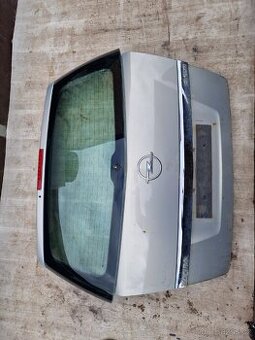 Opel Zafira B zadní dveře se sklem