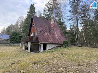 Útulná chata u lesa s velkým pozemkem, v Lité, Spankov