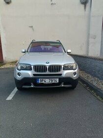BMW X3 3.0d manuál
