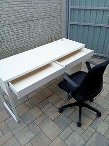 Prodám psací stůl + Kancelářské židle ZDARMA