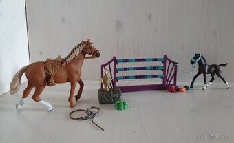 koně Schleich s doplňky