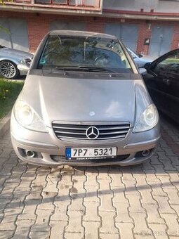 Mercedes Benz A150 - Na náhradní díly