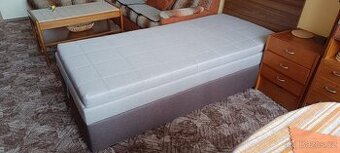 Postel válenda pohovka