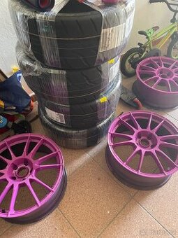 Al O.Z.ultralegera 8,5x19 5x120 r888 rr Semislick