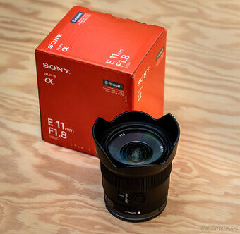 Objektiv Sony E 11 mm f/1,8 pro APS-C