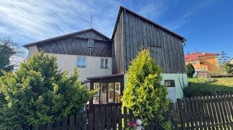 Prodej atypického rodinného domu 6+1, 160 m2 , se zahradou 1