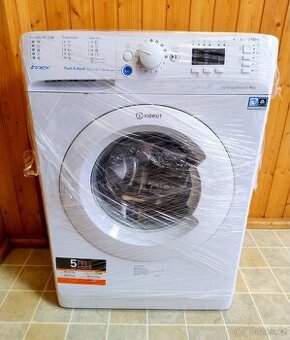 Pračka INDESIT BWSA 61052W EU