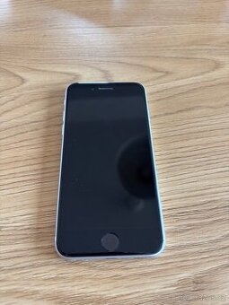 iPhone SE 2020 bílý