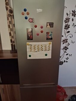 Kombinovaná lednice Beko