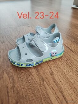 Nové dětské sandálky vel 23-24