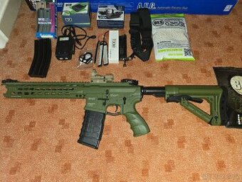 Airsoftová zbraň GC16 Predator, celokov,G&G
