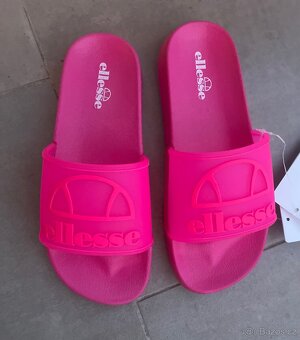 Dámské pantofle Ellesse 38 - 1