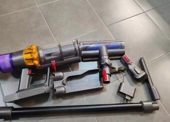 Prodám Dyson V15