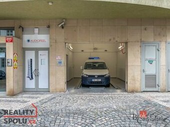 Prodej, ostatní/garážové stání, 15 m2, Biskupský dvůr 2095/8