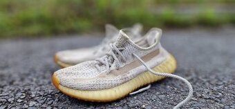 Yeezy Boost 350 V2 Lundmark