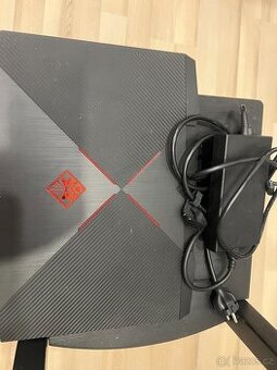 HP OMEN 15 – i5 / GTX 1060 – plně funkční herní notebook