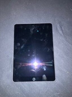 apple iPad 10,2 (8.generace), 32 GB