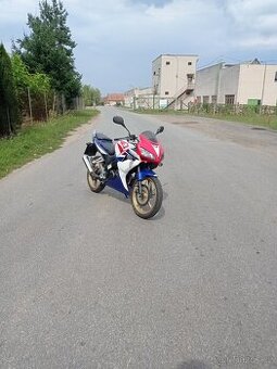 Prodám hondu cbr 125 2009