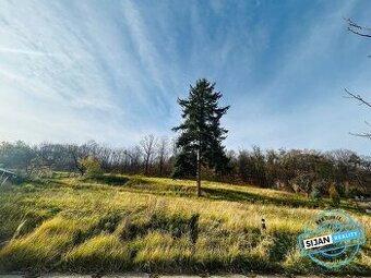 Prodej stavebního pozemku 1 311 m², Krnov, ev.č. 00632