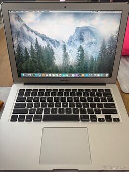 Prodám Macbook Air + taška