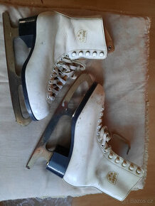 Dětské lední retro brusle BOTAS vel.23