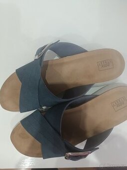 Prodám nazouváky na léto zn. Easy Street vel.42