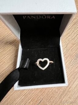 Zlatý prsten 585 pandora