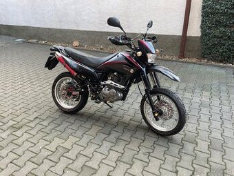 Suzuki DR 125SM