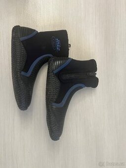 Neoprénové boty Hiko vel. 8