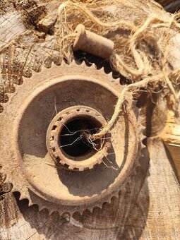 Rozeta na JAWA 175,250