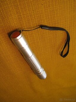 Silný LASER ~5 Km fialova barva paprsku , nový - 1