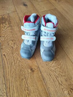 Prodám dětské boty na běžky velikost 35/36 - 1